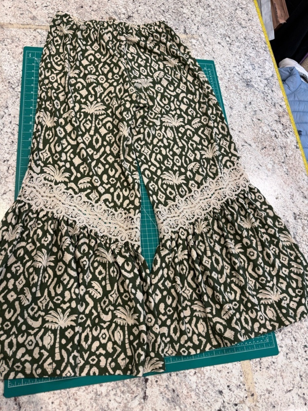 Boho Palm Print Lace Trim Wide Leg Pants S/M Flowy Festival - Picture 8 of 11